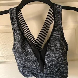 NEW Victoria Secrets Sport Plunge Sports Bra